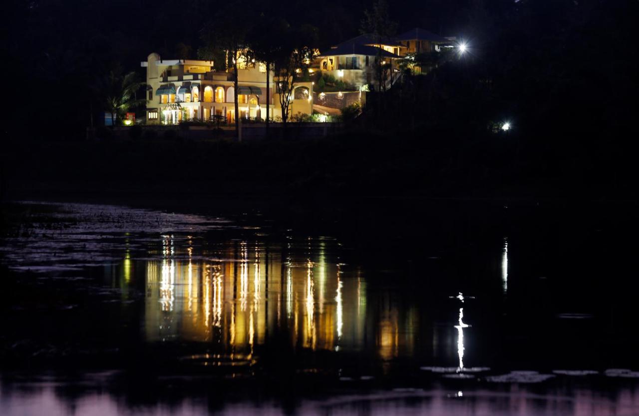 Vista Del Lago Ambalavayal Exterior photo